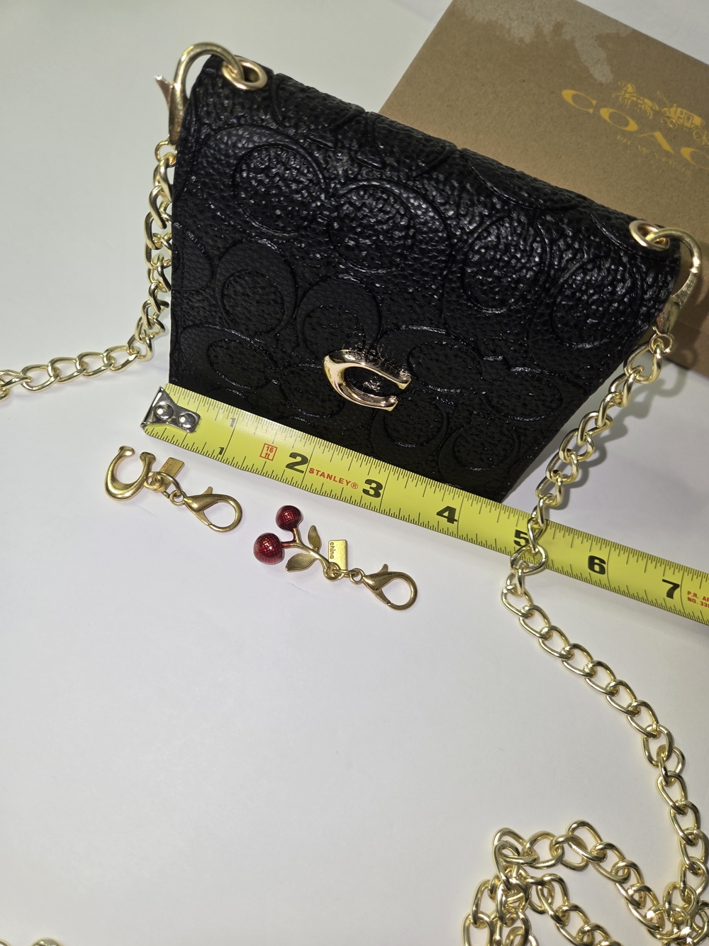 crossbody - Picture 5 of 9